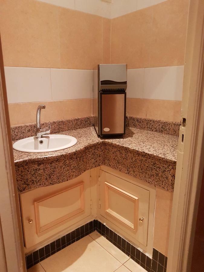 Ambassy Hotel Kenitra Kültér fotó