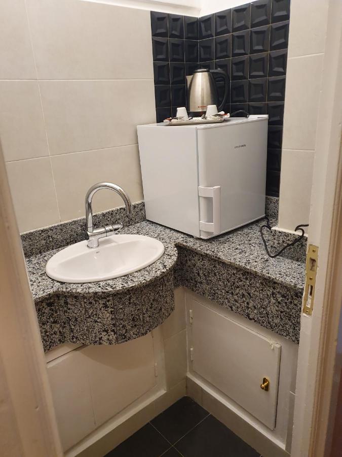 Ambassy Hotel Kenitra Kültér fotó